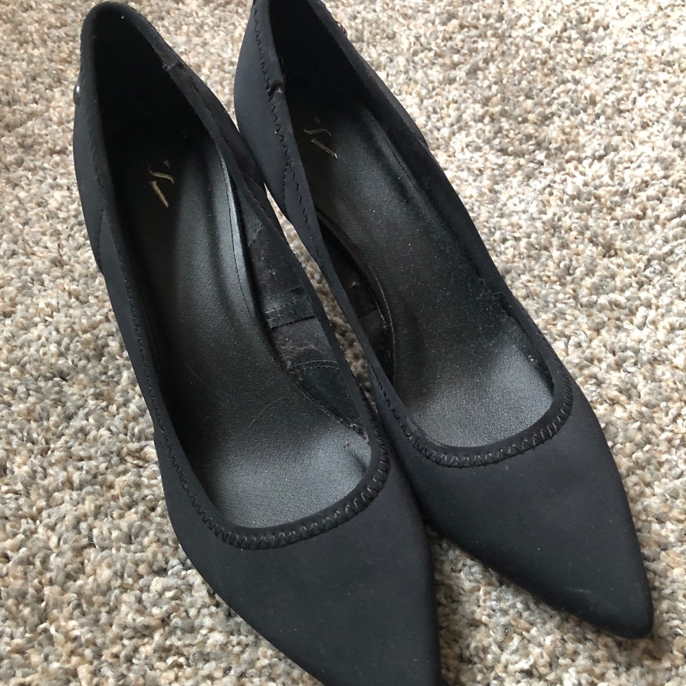 Simply Vera Wang size 8 heels